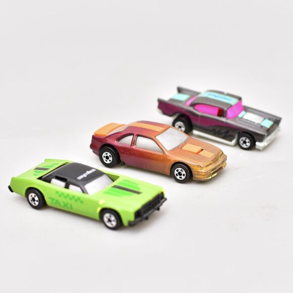 Lot Of 3 Vintage Rare Hot Wheels Convertables 57 Chevy ,Taxi Thunderbird ? - Picture 6 of 6